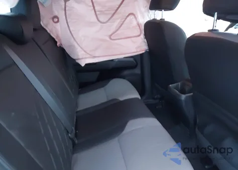 2021 Toyota Tacoma Trd Off-Road z USA, uszkodzony, nr VIN 5TFCZ5AN8MX246401